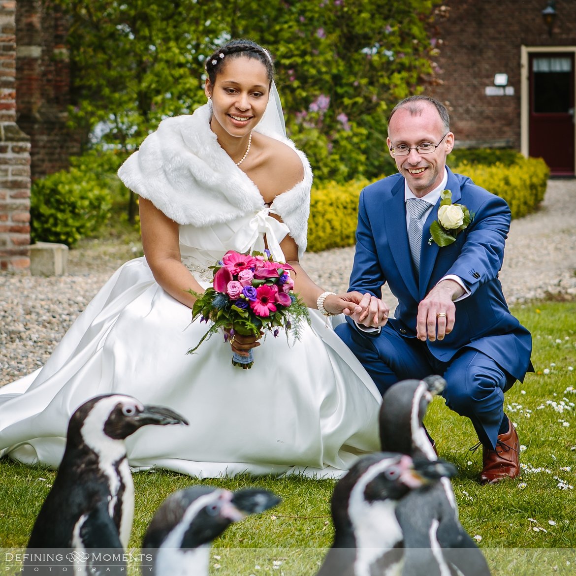 pinguins ournalistiek trouwfotograaf lambertuskerk raamsdonk documentair bruidsfotograaf authentieke natuurlijke bruidsfotografie trouwfotografie breda kerkelijk huwelijk bruidsreportage trouwreportage