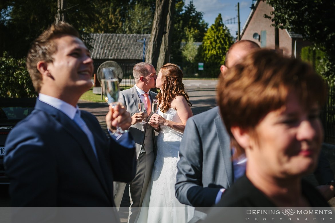 trouwfotograaf bruidsfotograaf eindhoven bruidspaar trouwreportage bruidsreportage watermolen_van_opwetten nuenen bruidsfoto trouwfoto wedding photographer netherlands holland